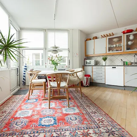 Bright With Access To A Huge Terrace