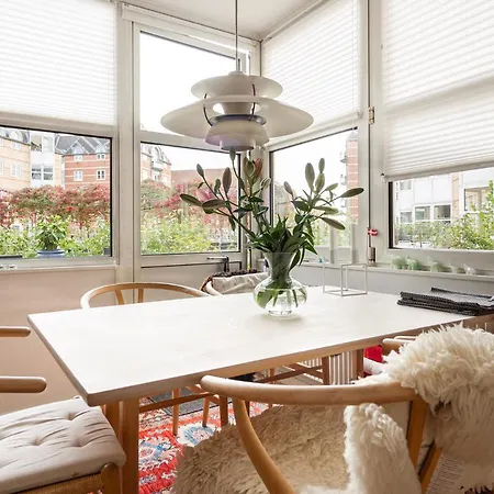 Bright With Access To A Huge Terrace * Kopenhaga